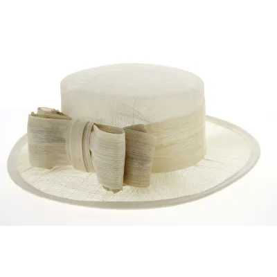 Gaby Ecru Ceremonial Hat - Traclet Reference: 5368 | Traclet Hat Shop