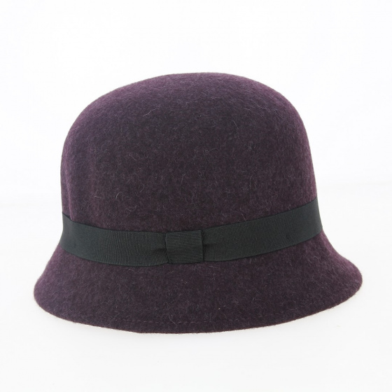 Taffta cloche hat