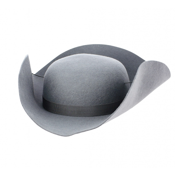 Alsatian Tricorn - Nawelschpalter Alsatian Tricorn - Nawelschpalter