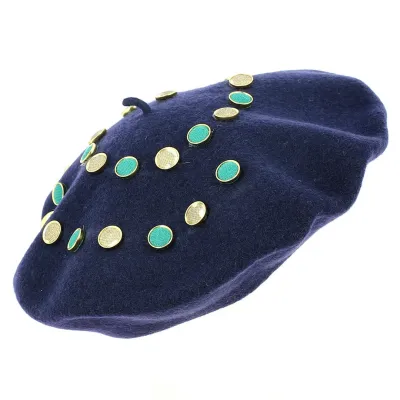 Basque Beret Creation with Yellow & Green Buttons Wool - Traclet Reference: 12368 | Traclet Hat Shop