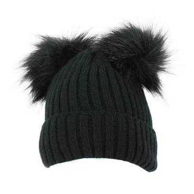 Black Faux Fur Pom-Pom Cuffed Beanie - Traclet Reference: 12460 | Traclet Hat Shop