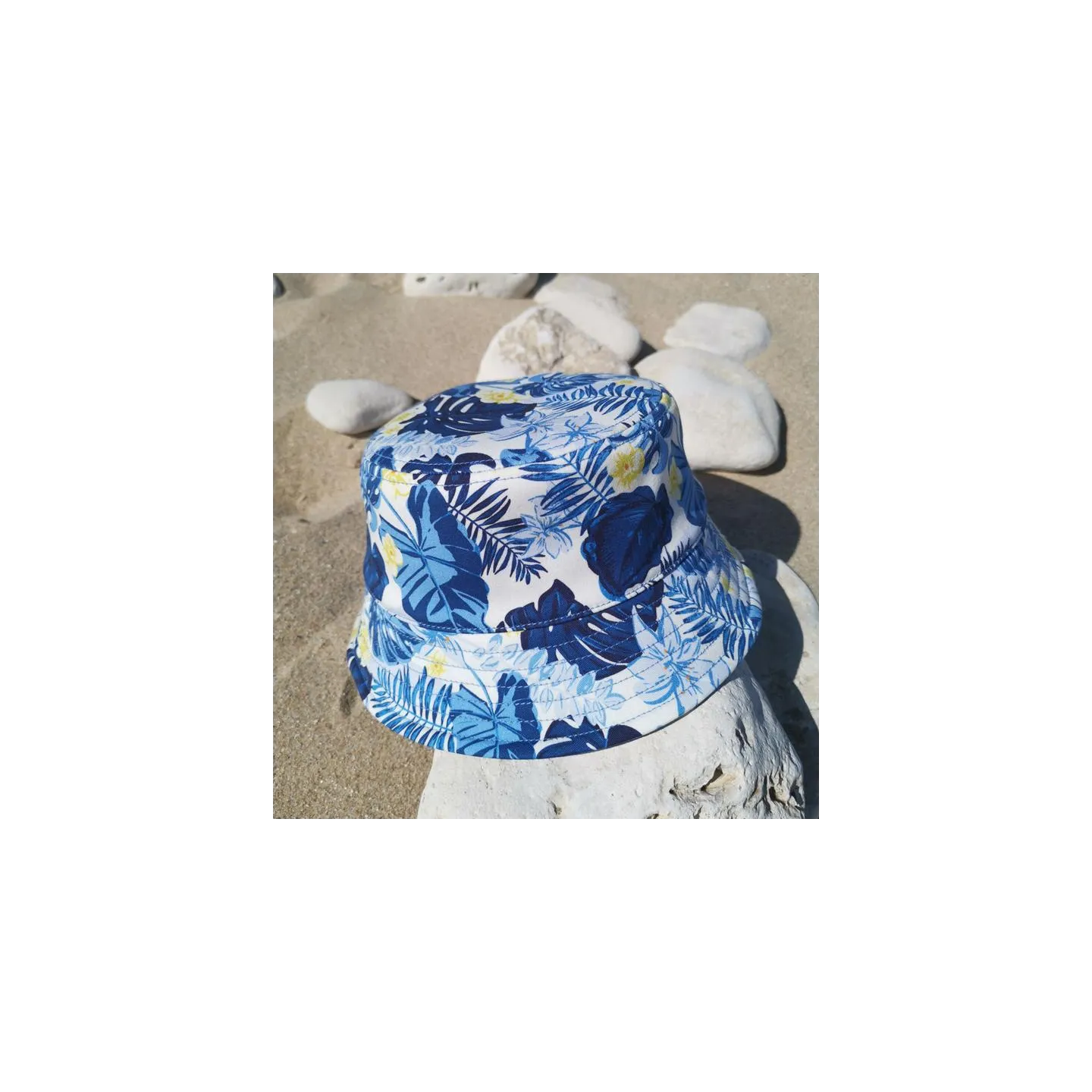 Bob Blue Jungle Coton Bleu - Le Chapoté Paris Reference : 12528 | Chapellerie Traclet
