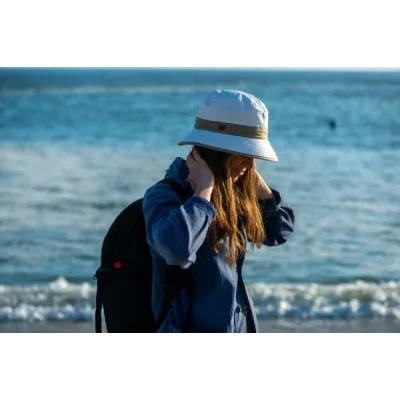 Amaury White & Beige Anti-UV Bucket Hat - Soway Reference: 10325 | Traclet Hat Shop