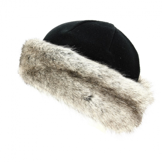 Yülia Beanie with Ear Covers in Black Faux Fur - Fléchet