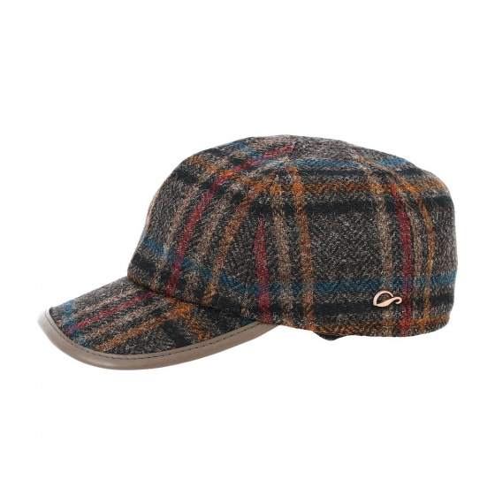 Baseball cap with earflaps brown multicolor