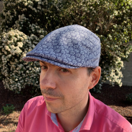 Bang Flat Cap with Navy Blue Flowers - Traclet