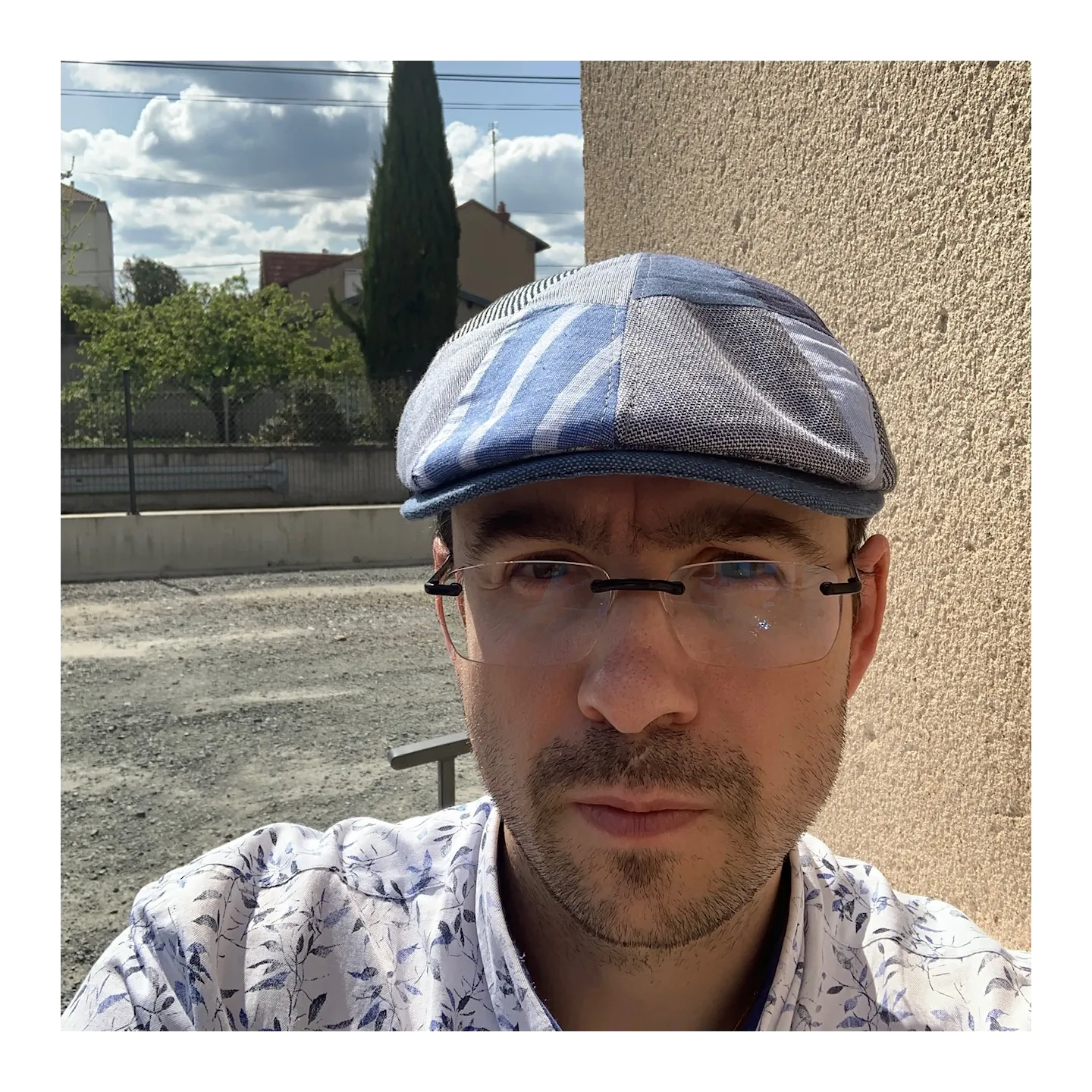 Daffy Blue Patchwork Flat Cap - Traclet