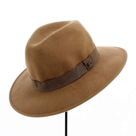 Chapeau Fedora Indiana en Feutre Laine Marron Clair - Traclet Chapeau Fedora Indiana en Feutre Laine Marron Clair - Traclet
