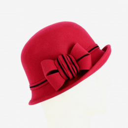 20's style bell hats