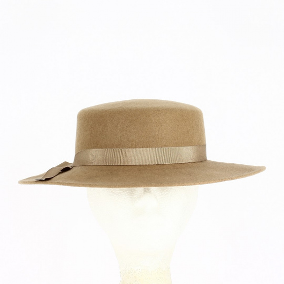 Camel wool felt boater in front Camel wool felt boater in front