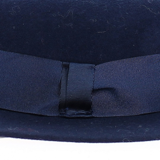 Felt wool navy boater detail Felt wool navy boater detail