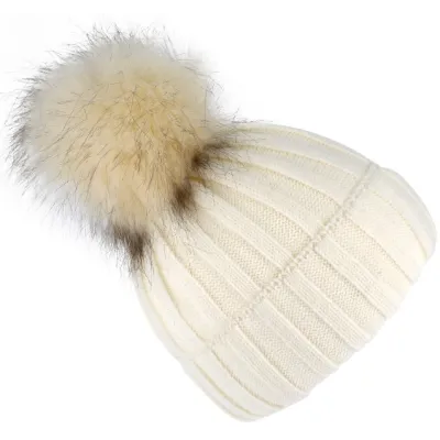 Perla Cream Pompon Cap -Traclet