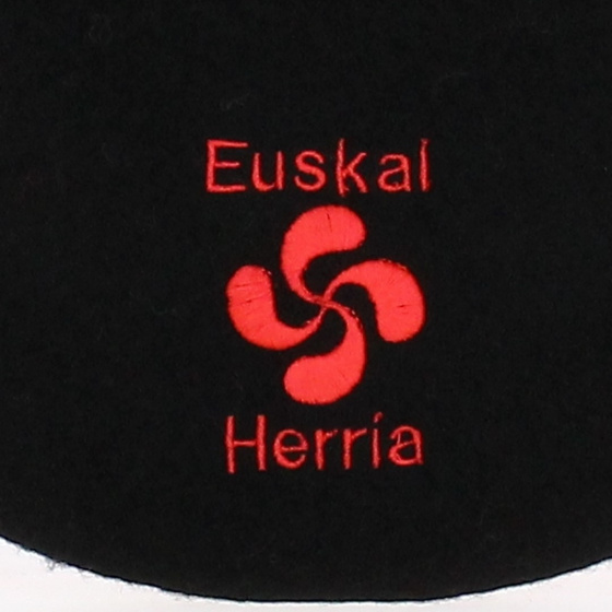 Béret Broderie Croix Basque - Traclet Béret Broderie Croix Basque - Traclet